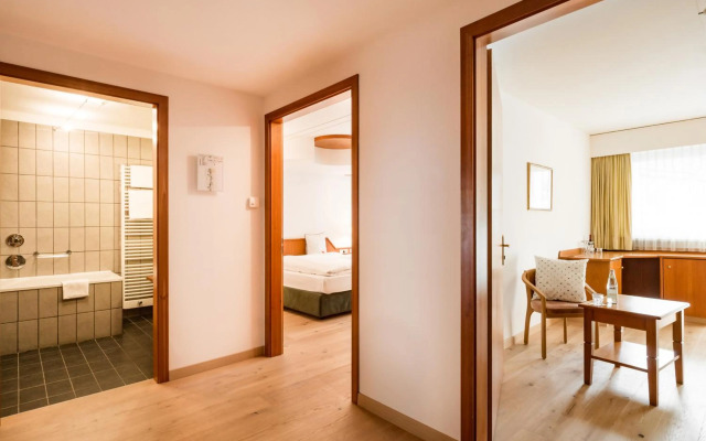 Hotel KRONE - eat, drink, stay