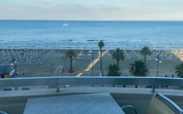 Alex Beach Apartment 31