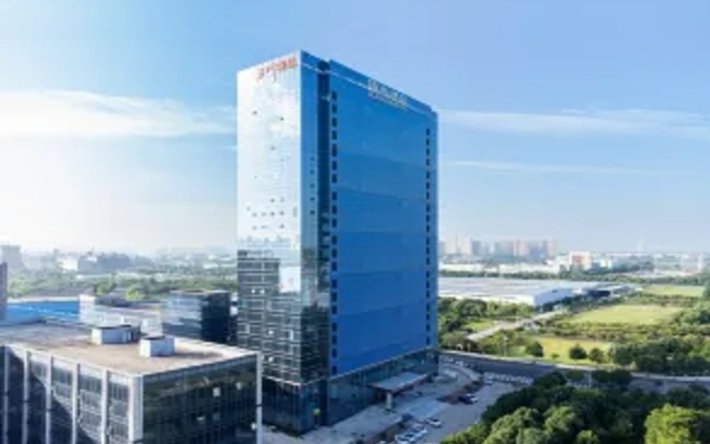 ECHARM HOTEL (WuHan Economic Development Zone Aeon Sports Center Branch) – Outside – Wuhan