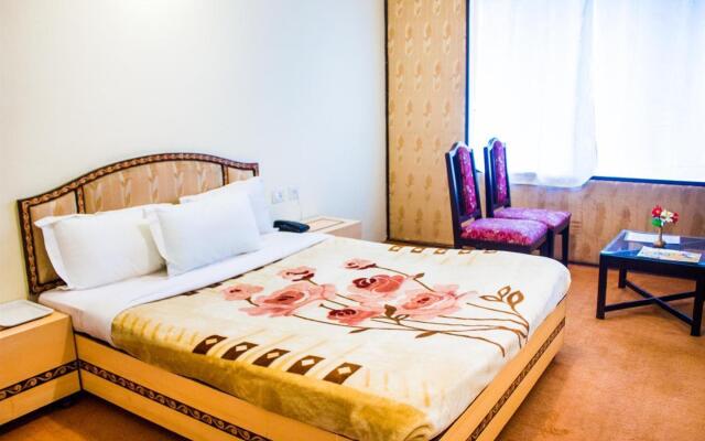 Hotel Sapphire Grand
