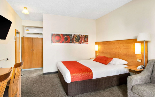 Econo Lodge Griffith Motor Inn – Guest Rooms – Griffith