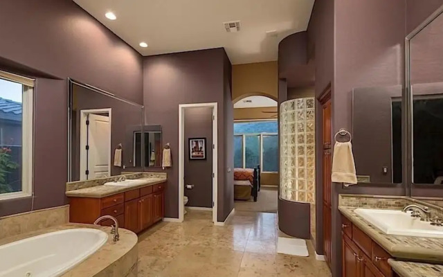 South by Southwest - Signature Vacation Rentals