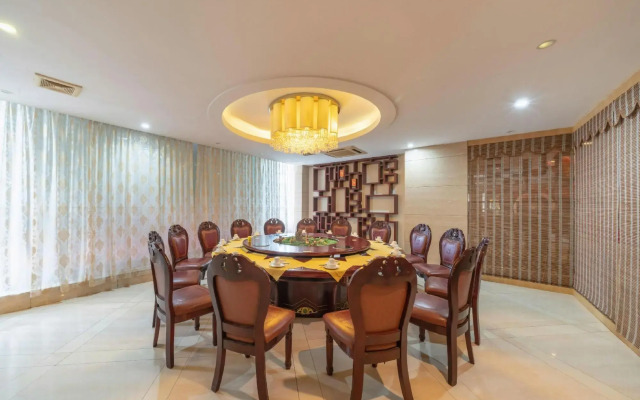 Ling Nan International Hotel