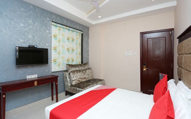 Eleven Heights by OYO Rooms