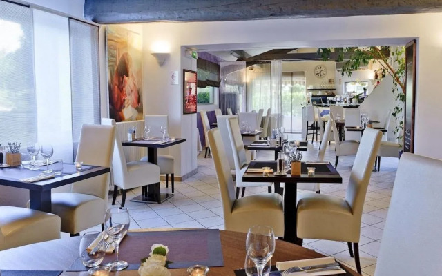 Logis Hôtel Le Mistral - Restaurant - Montélimar sud