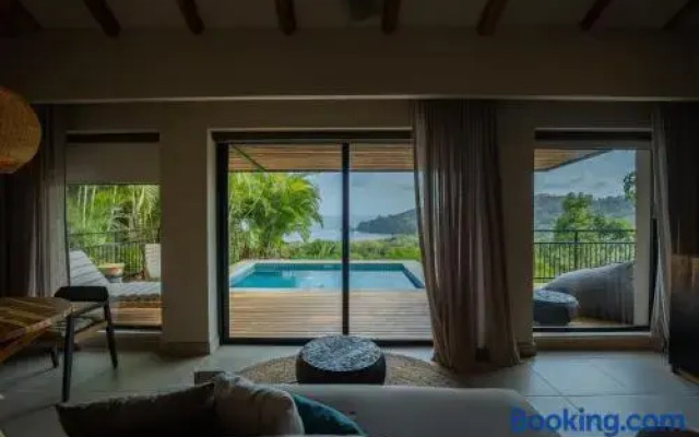 Punta Islita, Autograph Collection