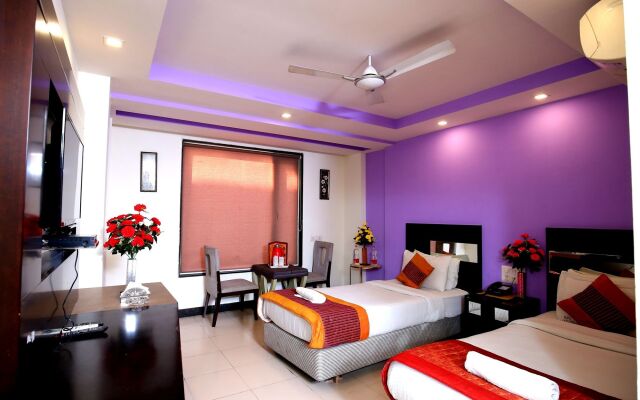 Hotel Raj Villa