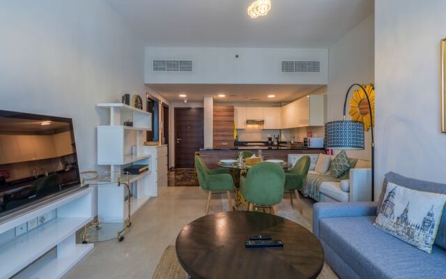 Stunning 1B Apartment With Balcony in Dubai Marina