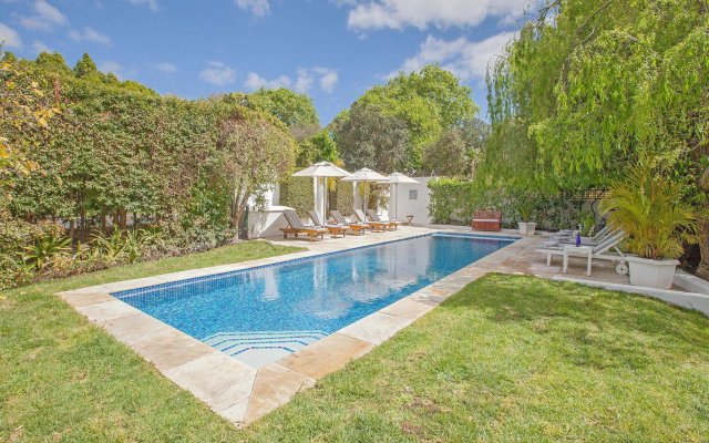 Villa Coloniale Schumacher Luxury Retreat