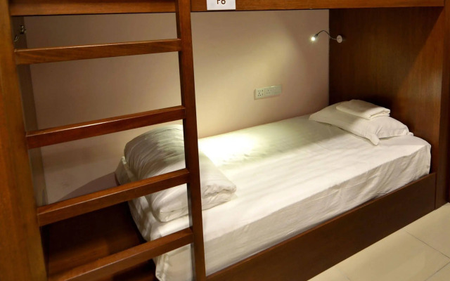 Sri Packers Hotel - KLIA