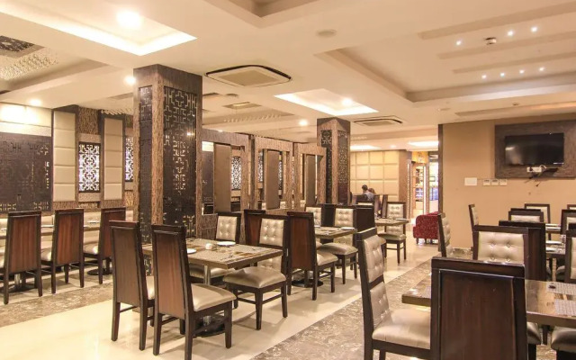 OYO 4975 Hotel Buddha Residency