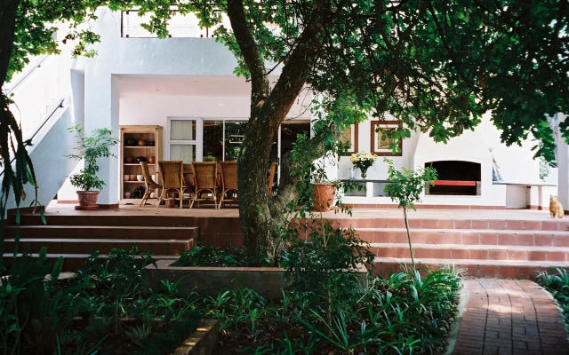 Melrose Place Boutique Hotel