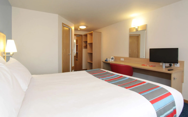 Travelodge Manchester Birch M62 Eastbound