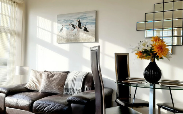 Vitamin Sea - Luxury Beach Apartment - Sleeps 4