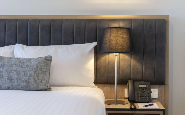 Ingot Hotel