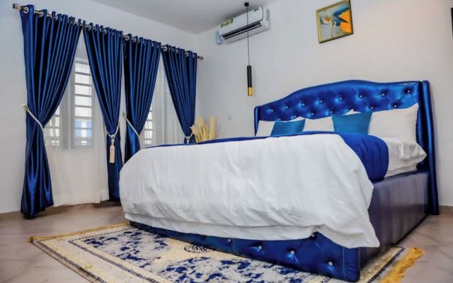 El Elyon Hotel and Suites