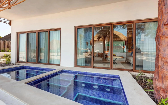 Mystique Blue Holbox