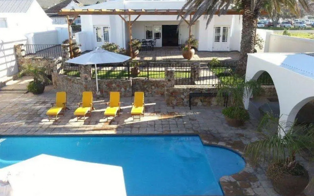 Nautilus Cottage Guest House