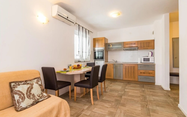 Stunning Home in Premantura With Wifi and 2 Bedrooms