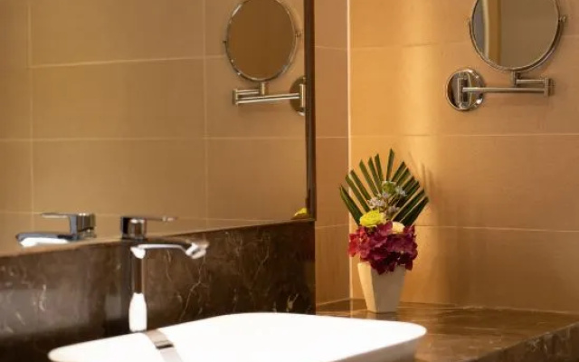 Tengchong Yunfeng Resort & Spa – Bathroom – Baoshan