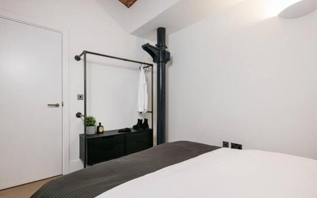 Manchester Warehouse Apartment by Jacksonheim Residences