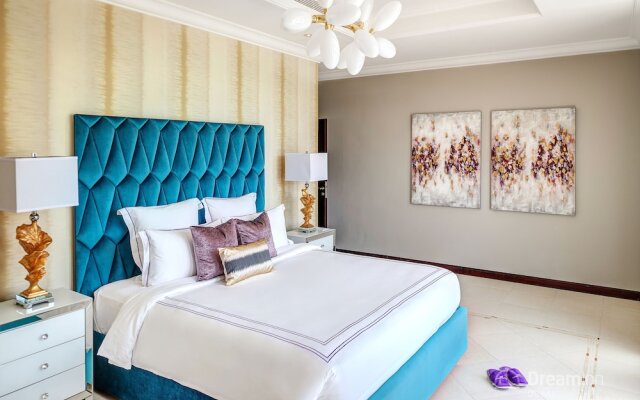 Dream Inn Dubai-Luxury Palm Beach Villa