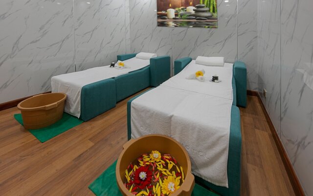 Calix Hotel Da Nang Beach