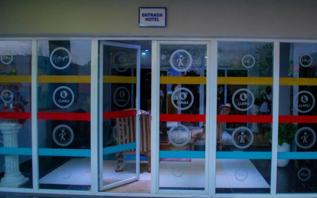 Hotel 3 J