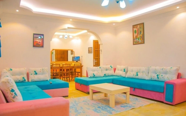 Villa Akca by Akdenizvillam