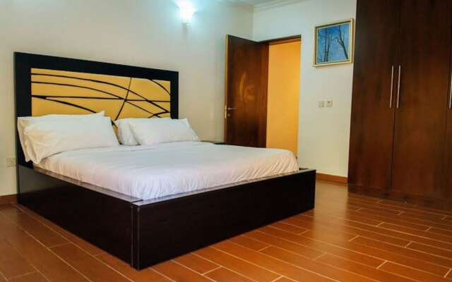 Gemini Place Apartments Oniru