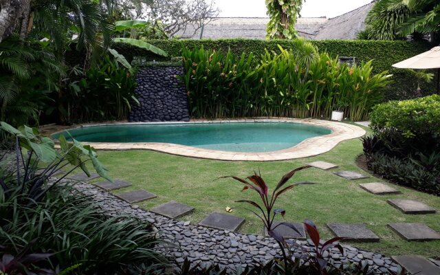 Jimbaran Bay Villas