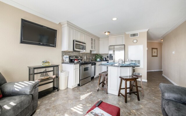 Seascape 1107 2 Bedrooms 1.5 Bathroom Condo