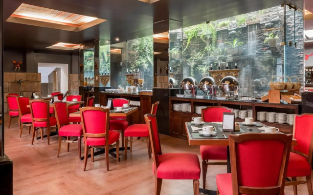 Ramada by Wyndham Costa Del Sol Cusco