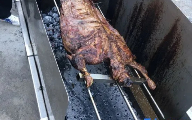 Liuli Shanshui Folk Restaurant