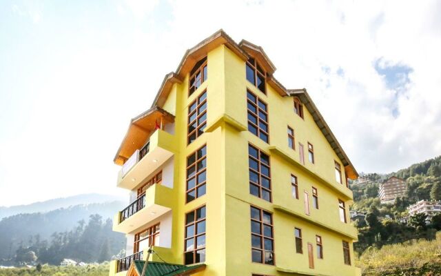 OYO 9995 Manali Plaza