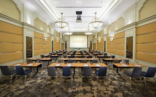 Grande Centre Point Ratchadamri Hotel
