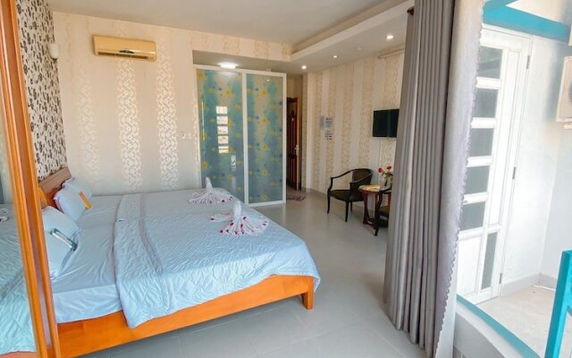 Phuoc Hai Hotel By The Moment