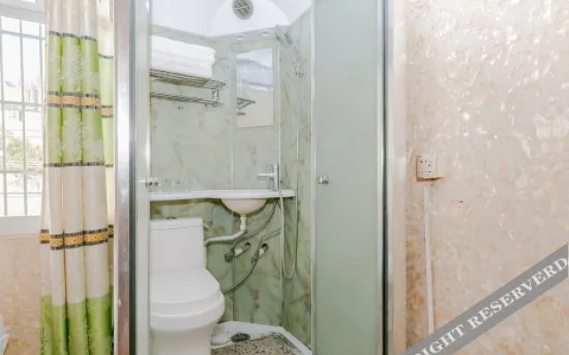 Chongzhou Shuangxin Hotel