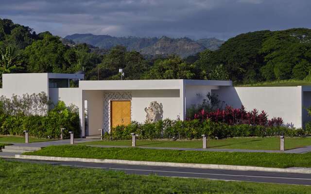 Quest Plus Conference Center, Clark