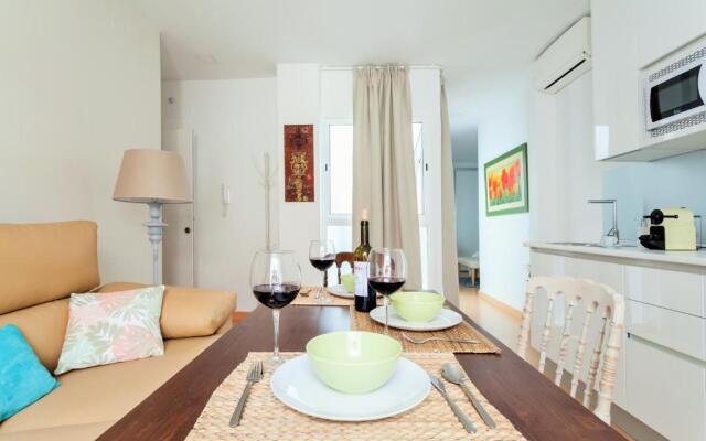 Hostly Acetres 1B-2B Center-Fibre-Conmunal terrace-Parking Optional