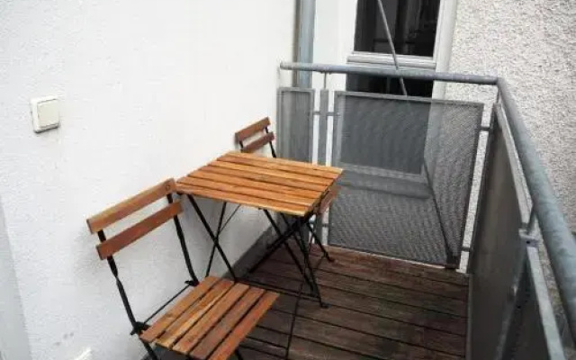 City Residence Apartments FREE Parking & Self Check-in