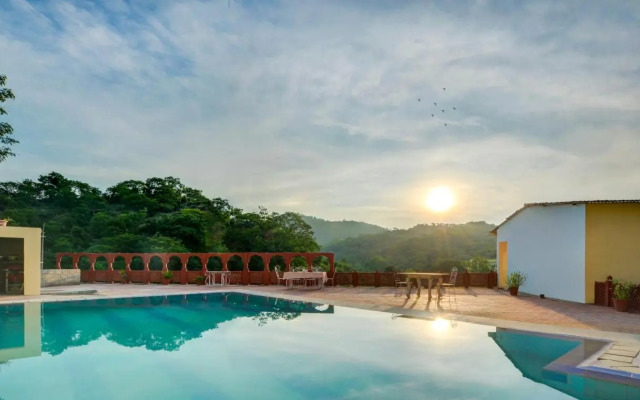 Treebo Kumbhal Castle, 2 Km From Kumbalgarh Fort