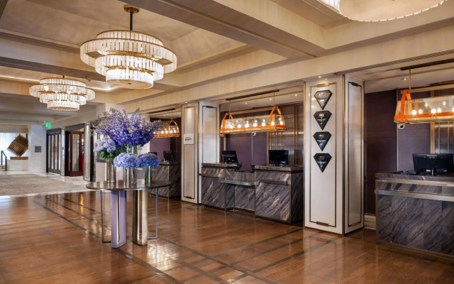 Sheraton Universal Hotel