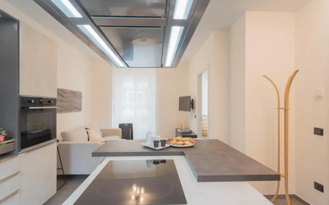 Enchanted Como City Apartment