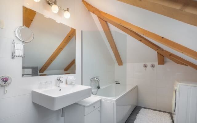 Romantic apartment in the attic