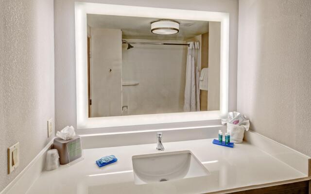 Holiday Inn Express Hotel & Suites Memphis Southwind by IHG