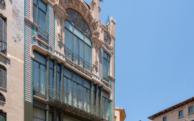 L'Aguila Suites Gaudí
