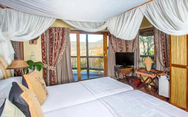 Mkuze Falls Game Lodge