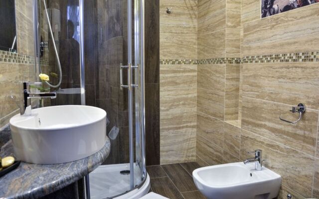 Komoda Club Residence