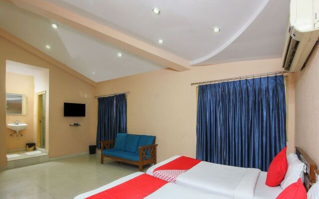 OYO 18488 Hallmark Begumpet